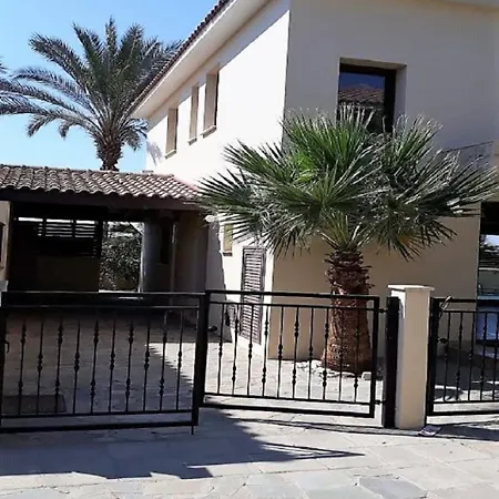 Casa De Paradiso 페리볼리아